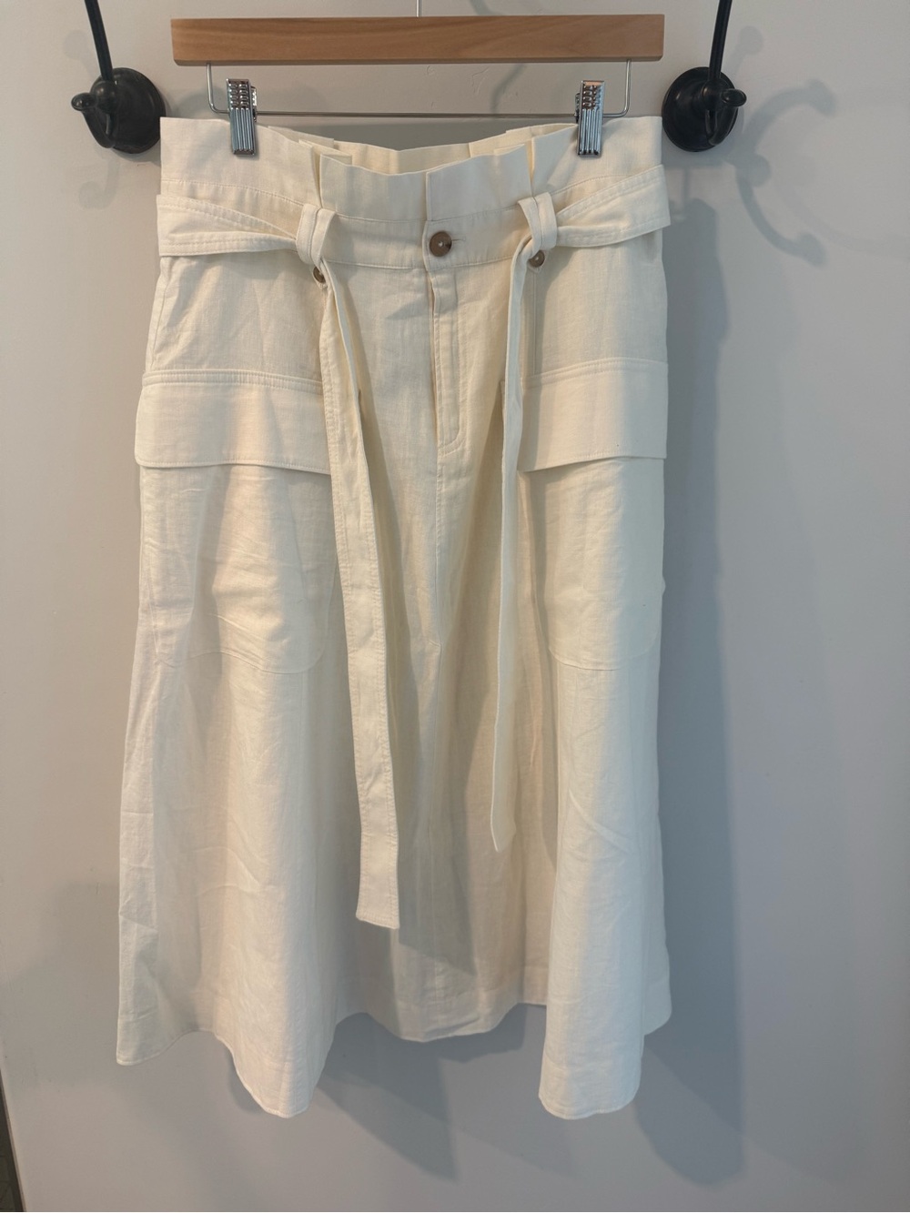 Banana Republic Women's Cream Midi Skirt with Front Pockets and Tie Waist